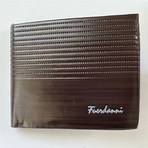 Men’s Retro Leather Wallet with several credit card holders. See pictures